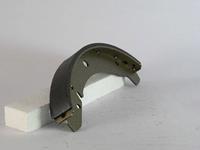 BOSCH Bremsbacken 0 986 487 367 Trommelbremsbacken,Bremsbackensatz VW,KAEFER,KAEFER Cabriolet 15