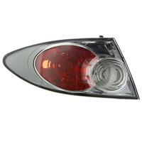 mazda Achterlicht links