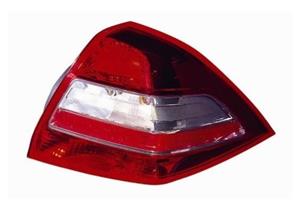 Renault Achterlicht rechts SEDAN 4-deurs vanaf bouwjaar 3e maand 2006+