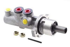 Mitsubishi Hoofdremcilinder AM0175