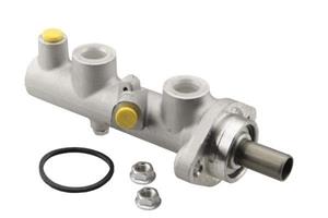 Toyota Hoofdremcilinder AM0317