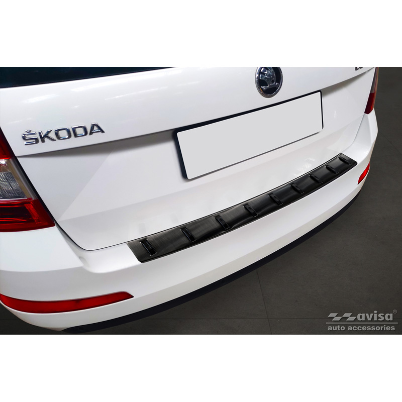 Skoda Zwart RVS Bumper beschermer passend voor  Octavia III Combi 2013-2017 'STRONG EDITION'