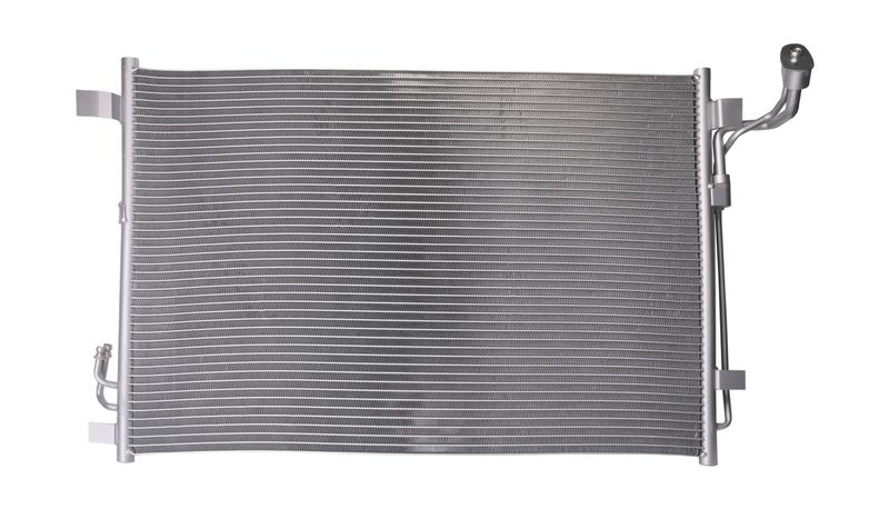 Nissan Condensor, airconditioning