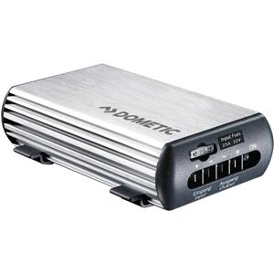 Dometicgroup Dometic Group PerfectCharge DCDC 24 DC/DC-converter - 12 V/24 A 335 W