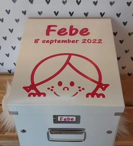 Geboortexpress.nl Bewaardoos geboorte met naam en meisjehoofd