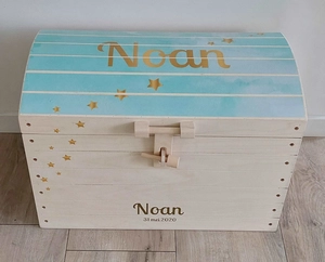 Geboortexpress.nl Schatkist met naam 'Brushpaint' sterretjes diverse kleuren