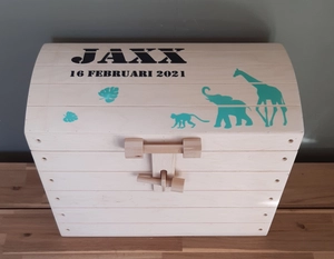Geboortexpress.nl Naturel houten schatkist met naam ''Jungle'' diverse kleuren
