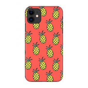 CaseCompany Ananas: Volledig geprint iPhone 11 Hoesje
