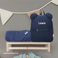 Exclusief en gepersonaliseerd babycadeau! Bestel nu onze Rug Rugtas Babycadeauset Grey met naam