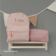 Exclusief en gepersonaliseerd babycadeau! Bestel nu onze Rug Rugtas Babycadeauset Pink met naam
