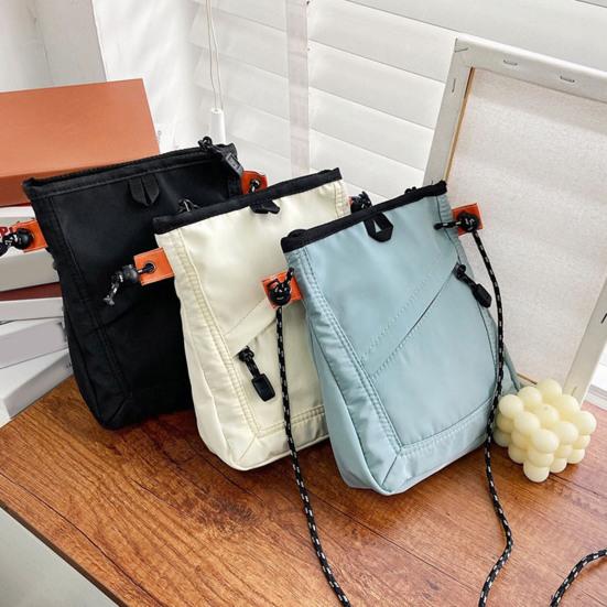 Stijlvolle unisex crossbodytas met brede schouderband Trendy, veelzijdig opbergzakje voor studentenprofessionals