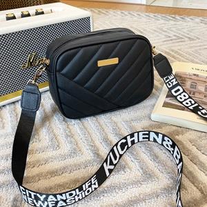 Shell Crossbody Tas voor Dames Mode Kleine PU Lederen Schoudertassen Luxe Designer Gewatteerde Vrouwelijke Rits Portemonnee en Handtassen 18x6.5x14cm kaki