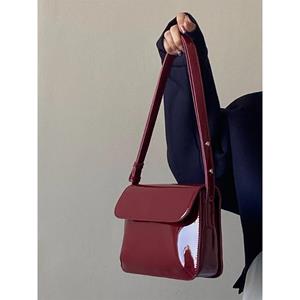 Today bag Wijnrode PU-okseltas Nieuwe dames vintage lakleren glanzende gesp enkele schoudertas luxe elegante crossbodytas