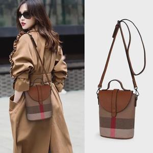 VantaGoods Lichte luxe leren mini-schoudertas voor dames - stijlvol geruit ontwerp, lichtgewicht, veelzijdige crossbody-handtas. 13.5x9x18 cm