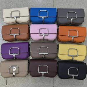 VantaGoods Koeienhuid Palm Patroon Crossbody Zadeltas - Echte Leren Schouder Messenger Bag 23 cm