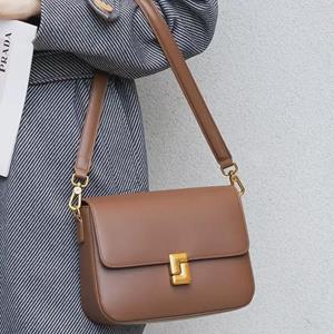 VantaGoods Stijlvolle herfst/winter dames crossbody tas: Premium leer, trendy klein vierkant ontwerp, perfecte schoudertas