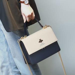 VantaGoods Dames 2025 Mode Echte Leren Crossbody Kettingtas - Little Bee Design, Veelzijdige Handtas met één Schouder, Kleine Vierkante Tas.