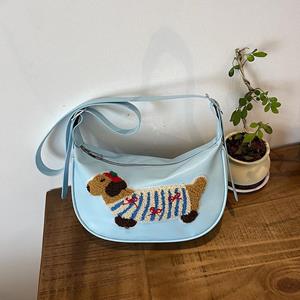 Best Shoe Boutique Herfst en winter teckel hond tas student schattige messenger kleine tas vrouwen 2024 nieuwe college stijl een schouder dumpling tas zwart