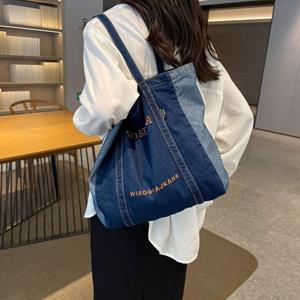 KULUOSIDI BAG Denim schoudertas Dames geborduurde letters Casual draagtas Kleurcontrast donkerblauwe kleur