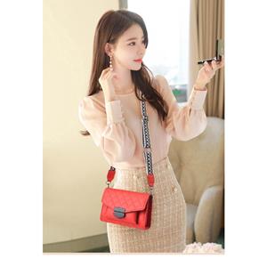Sports Trend Bag Veelzijdige crossbodytas met geborduurde draad, mode-schoudertas, Koreaanse versie, mobiele tas voor dames, portemonnee one size rood