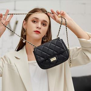 Sports Trend Bag Mode Echte leren damestas Vrouwelijke koeienhuid schoudertas Alle crossbody tas Kleine gouden bal diamant ruit ketting zwart