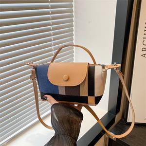 Commuter Fashion Hall Tas dames 2024 zomer nieuwe niche mode mobiele telefoon tas casual kleine vierkante tas dames eenvoudige mode messenger bag zwart