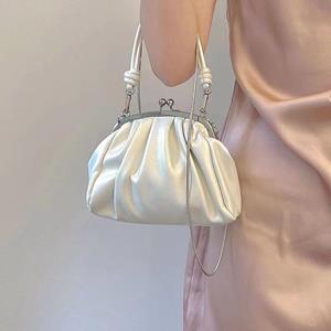 Fancy Lady 2023 Nieuwe Meisjes Schattige Geplooide Clip Cadeautas High-end Kettingtas Draagbare Koerierstas Dumpling Tas one size roze