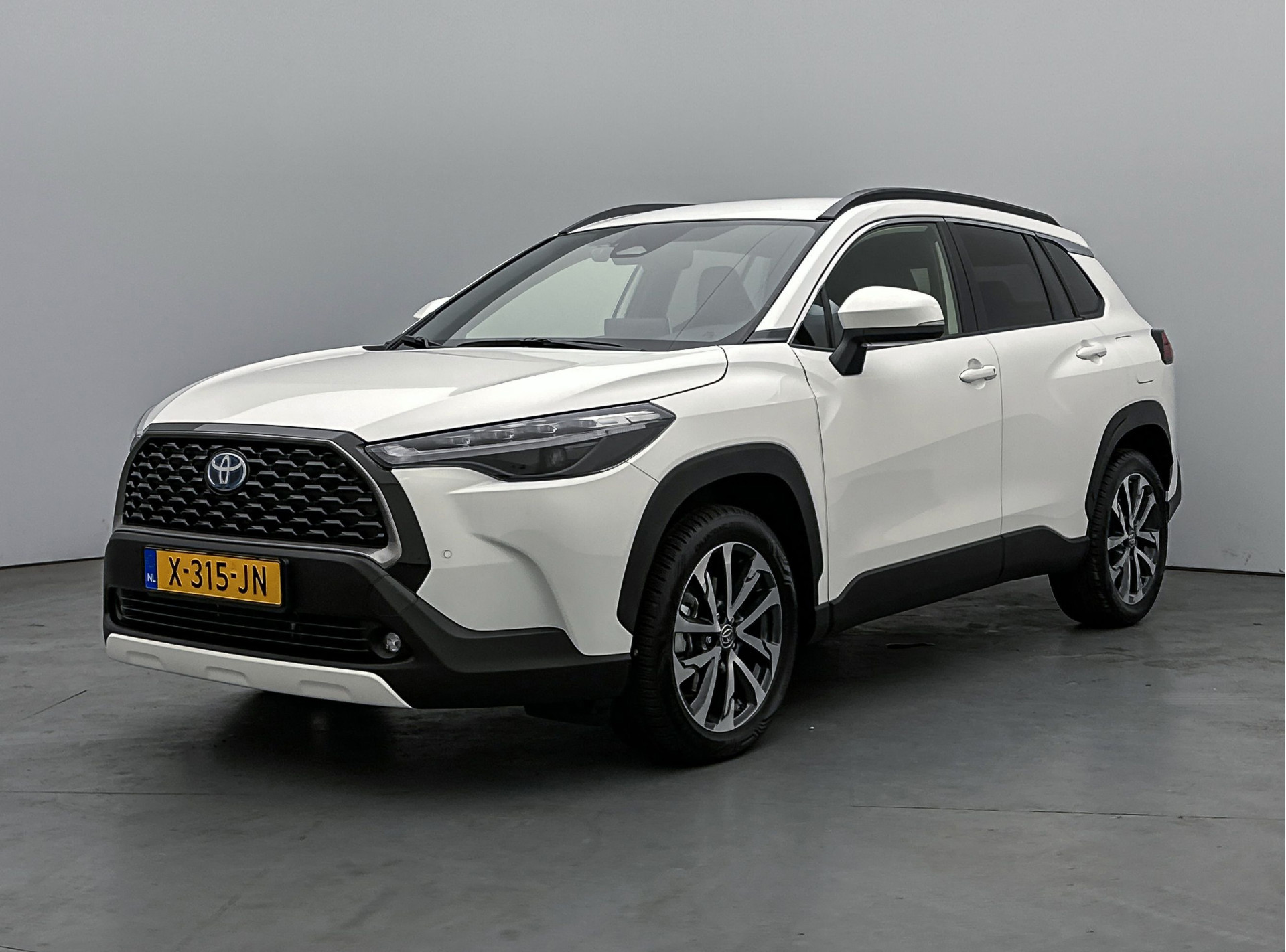 Toyota Corolla Cross Hybrid 140 Style