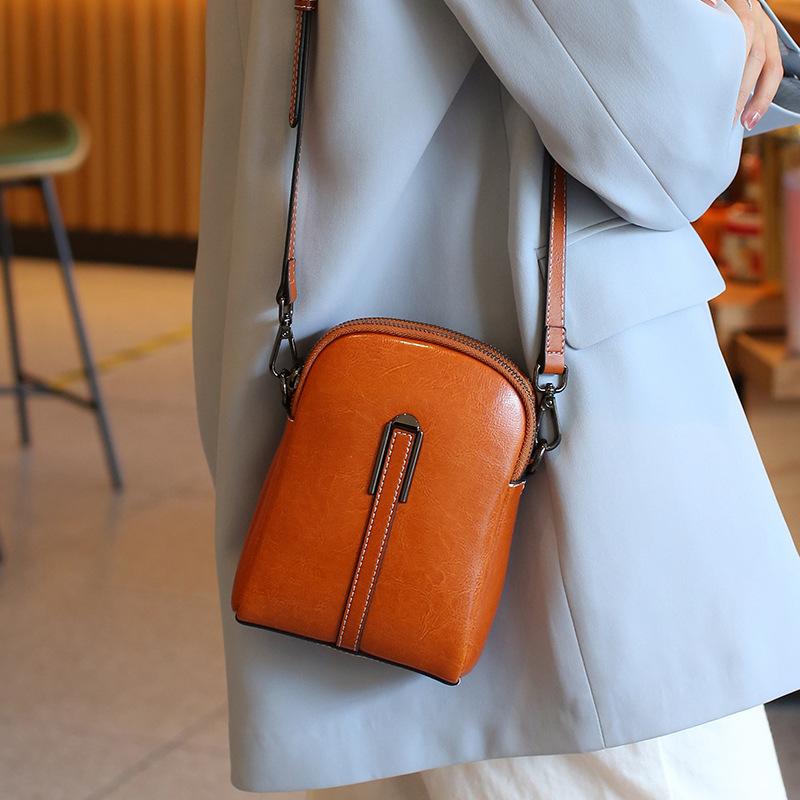 VIA ROMA Kleine tas Dames crossbody tas Dames shell tas Echt leer Dames schoudertas Dames telefoontas wit