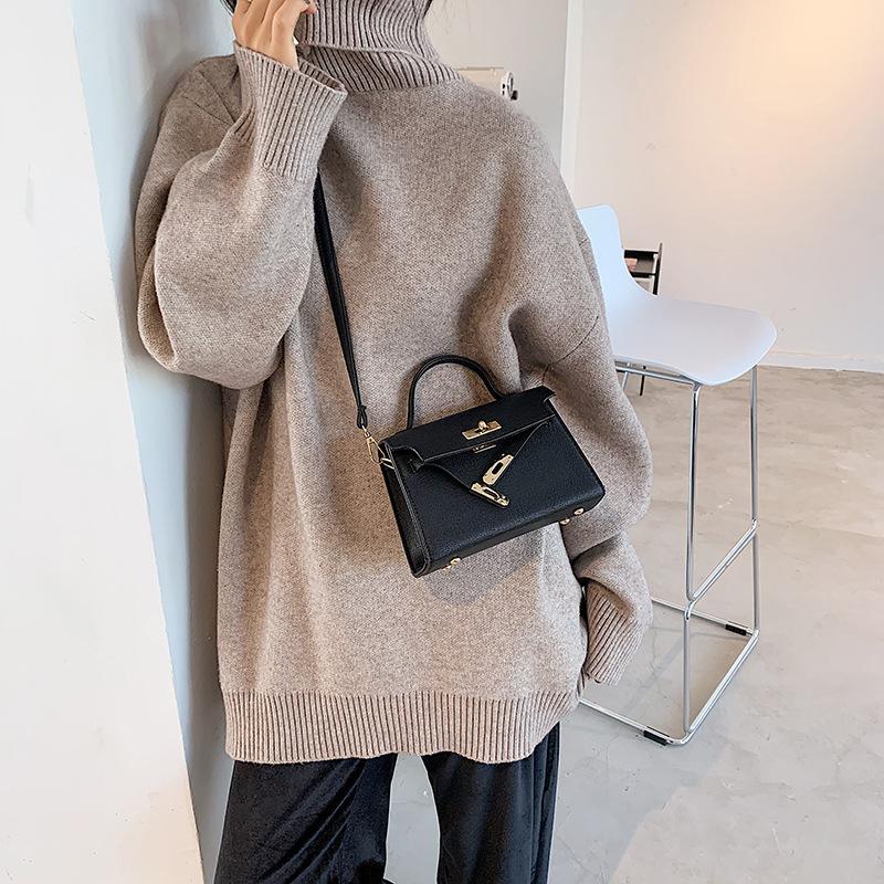 Fashion Personality Bags Rivets Mini PU leren crossbody tassen voor vrouwen Schoudertassen en portemonnees Vrouwelijke reizen Crossbody Vintage reisclutch