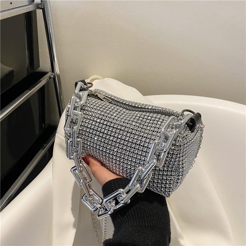 BR43FN Nieuwe Strass Glanzende Ketting Kristal Handtassen Voor Vrouwen Diamanten Schoudertas Portemonnee Dames Vrouwelijke Crossbody Tas 16x9x8.5cm zilver