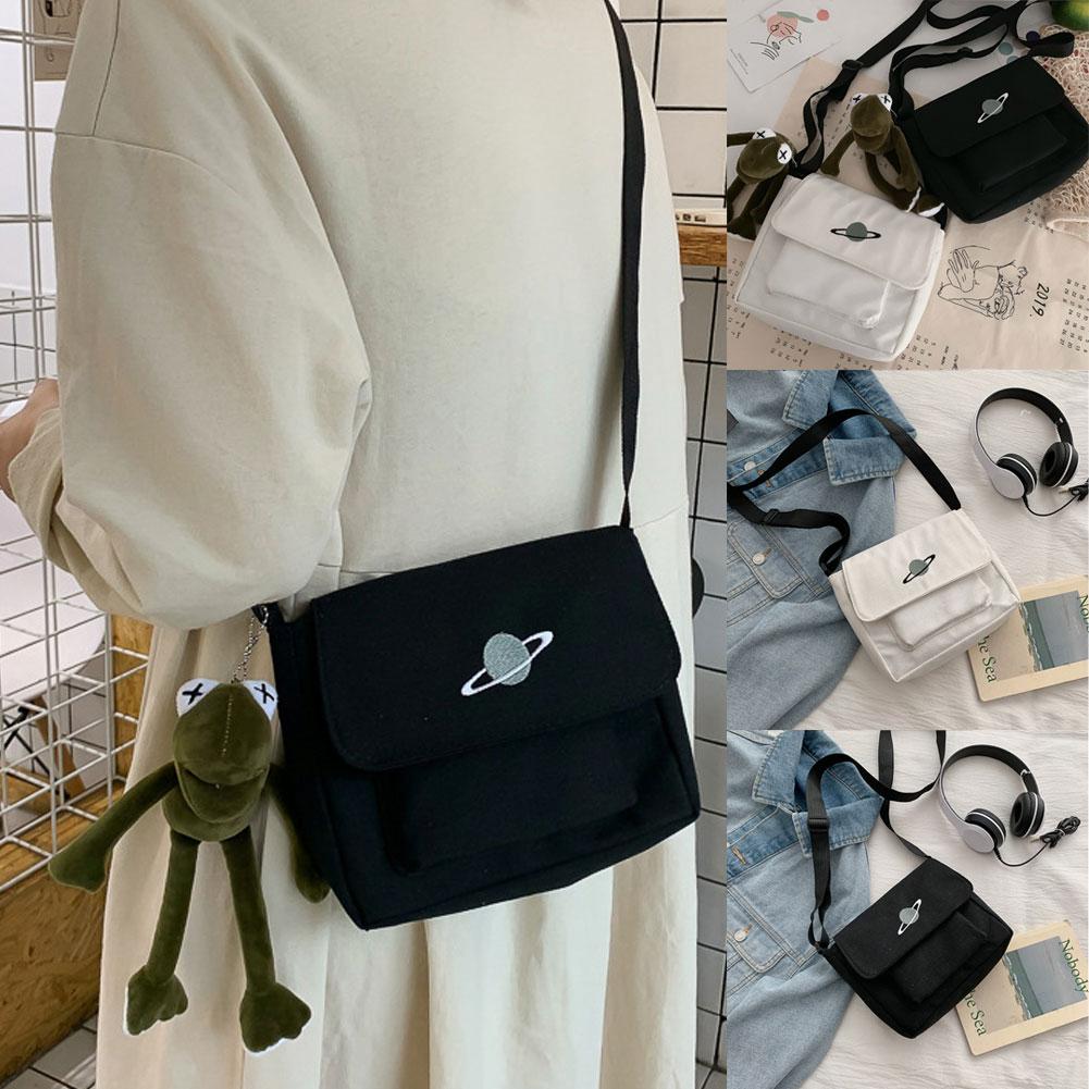 ClothesWardrobe Mannen en vrouwen Canvas Messenger Bag Zuid-Korea Geborduurde Ster Postman Bag Schoudertas no frog pendant wit