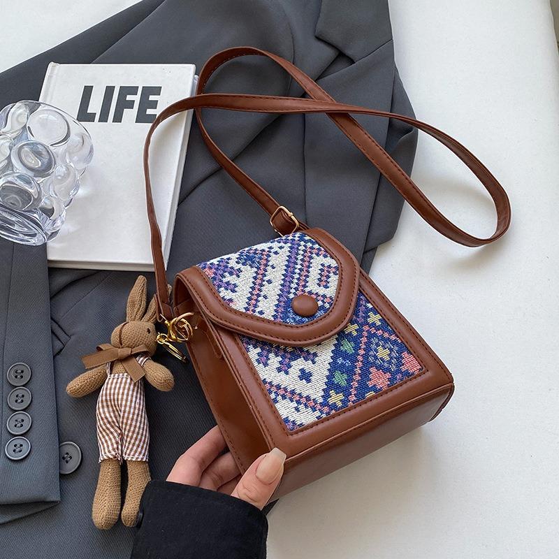 VIA ROMA Senior gevoel voor nationale wind Crossbody mobiele telefoon tas Dames herfst Nieuwe kleine vierkante tas met één schouder Mode All Match portemonnee