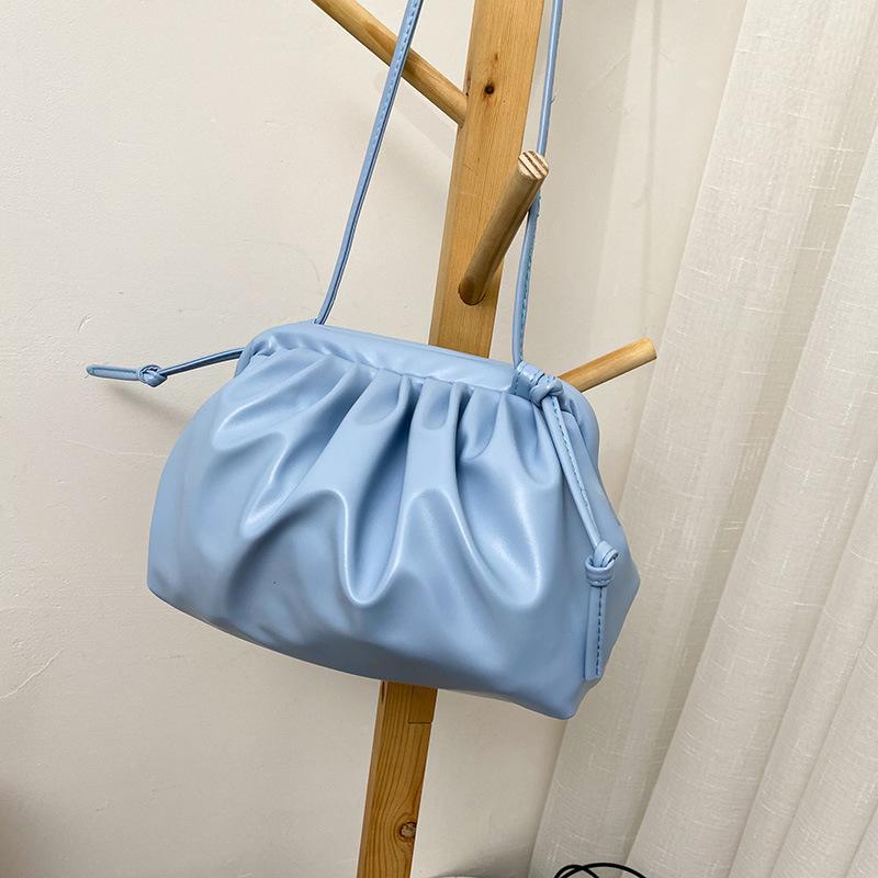 Sports Trend Bag Dames Party Crossbody Tas PU-leer Enkele schouder Cloud Bag Knoedeltas Messenger Bag Zacht Eenvoudige mode