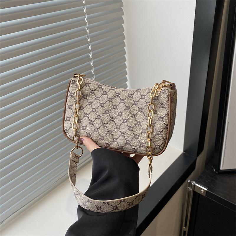 Wedding decoration Casual Chain Shoulder Bag Simple Portable New Retro Personalized Bag for Women Korean Style Fresh Texture Underarm Bag