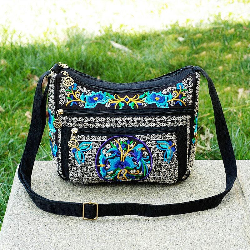 WTEMPO Etnische Tassen Geborduurde Dames Schoudertas Uitgebreid Borduurwerk Crossbody Kleine Dumpling Tas Vier Schuin Crossbody blauw