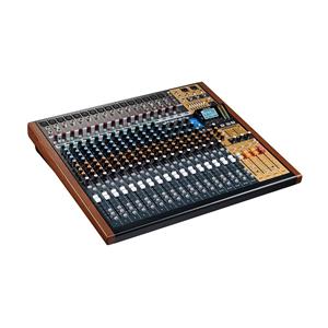 Tascam Model 24 Analoog Mengpaneel met Digitale Recorder