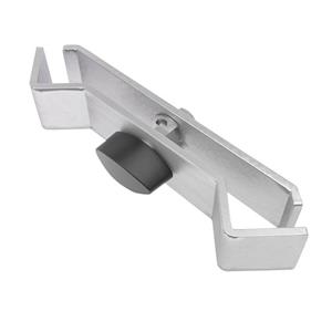 Showtec spider-d guardrail coupler