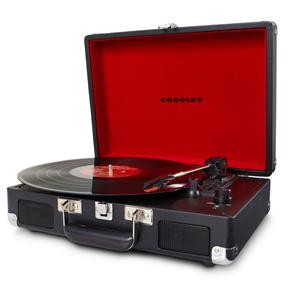 Crosley Cruiser Plus CR8005F Zwart