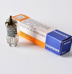 Fiftiesstore Siemens K1007-CV492 / 12AX7 Versterker Buis