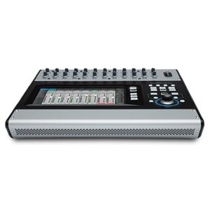 QSC TouchMix-30 Pro digitaal mengpaneel