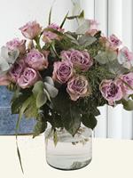 Surprose Lavendelkleurige rozenboeket met panicum en eucalyptus | Rozen online bestellen & versturen | .nl