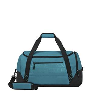 Hersteller: American Touristerfür Schule geeignet: Nein Gewicht: 0.5 kg Kollektion: 2022Farbe: blauMotiv-Name: Black-BlueMotiv-Art: unifarben/ohne MusterMaße: 59 x 35 x 35 cmVolumen: 47 lMa