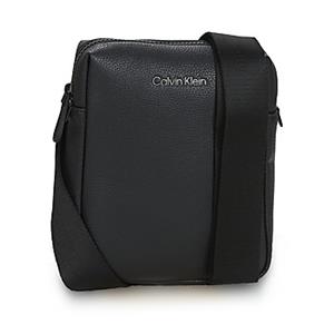 Umhängetasche Calvin Klein - Ck Must Reporter S K50K508695 Schwarz