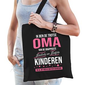 Bellatio Trotse oma / kinderen cadeau tas Zwart