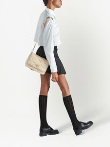 Prada Re-Nylon gewatteerde schoudertas - Beige