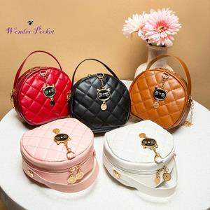 Wonder Pocket Fashion Single Shoulder Bag Golden Chain Oval Gifts