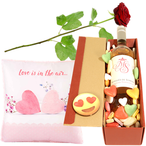 Boeketcadeau Love is in the air pakket