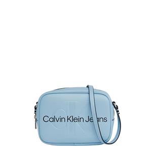 Calvin Klein Jeans Mini Bag "SCULPTED CAMERA BAG18 MONO", mit großflächigem Markenlogo vorne