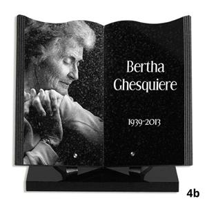 Gedenkartikelen Gedenkmonument Boek 35x35cm: tekst + laserfoto persoon